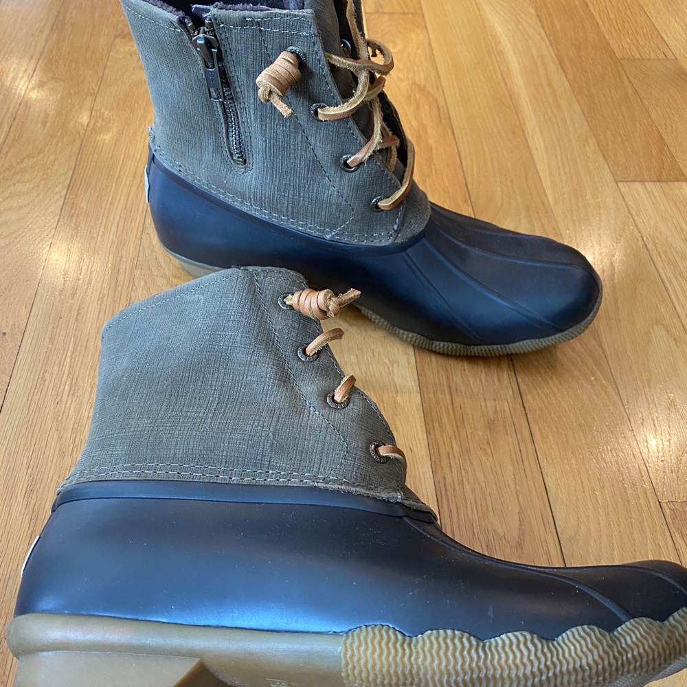 Sperry duck boots